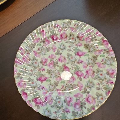 Sale Photo Thumbnail #283: Royale Garden Staffordshire Chintz Collection Plate
