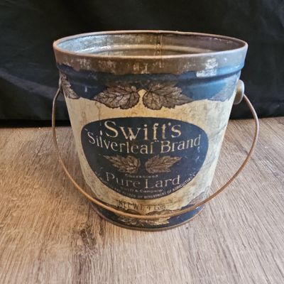 Sale Photo Thumbnail #617: Swift's Silverleaf Brand Pure Lard Tin Pail