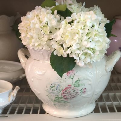 Sale Photo Thumbnail #762: Vintage John Maddock & Sons Royal Vitreous Floral Cachepot