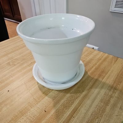 Sale Photo Thumbnail #647: White Ceramic Planter with Matching Saucer
