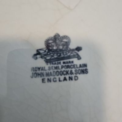 Sale Photo Thumbnail #273: John Maddock & Sons Royal Semi-Porcelain Serving Platter