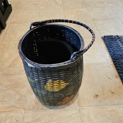 Sale Photo Thumbnail #600: Vintage Painted Wicker Floral Gathering Basket