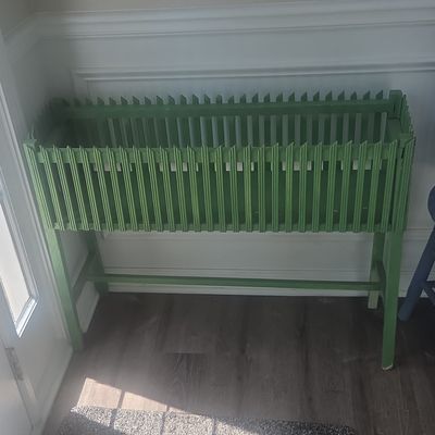 Vintage Picket Fence Style Plant Stand