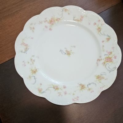 Sale Photo Thumbnail #290: Haviland Limoges Dinner Plate, The Princess Pattern