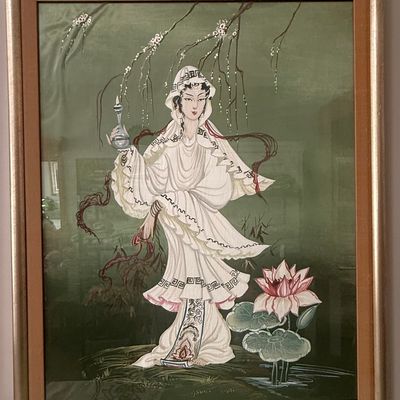 Sale Photo Thumbnail #469: Vintage Chinese Guanyin Silk Painting