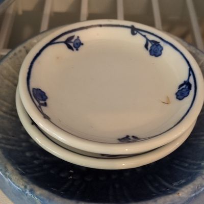 Sale Photo Thumbnail #808: Blue and White Floral Porcelain Butter Pat - Grindley, Clover (Flow Blue)