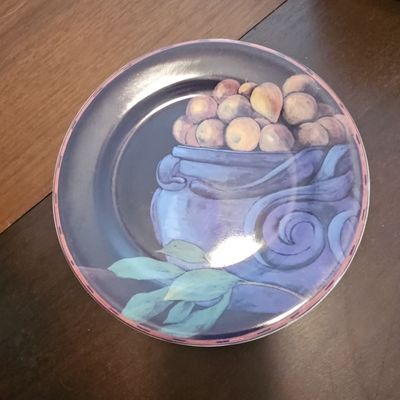 Sale Photo Thumbnail #259: Gien France 'Cueillette' Pattern Dinner Plate