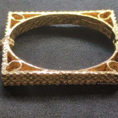 Sale Photo Thumbnail #325: Vintage Textured Gold Square Hinged Bangle Bracelet