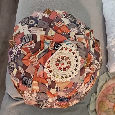 Sale Photo Thumbnail #113: Vintage Prairie Point Pillow