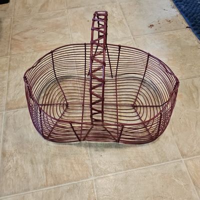 Sale Photo Thumbnail #633: Vintage Red Wire Egg Basket with Chicken Figural Handle