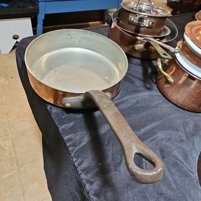 Sale Photo Thumbnail #180: Mauviel M'héritage Copper Sauté Pan