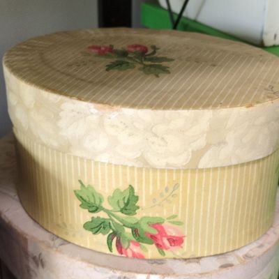 Sale Photo Thumbnail #462: Vintage Floral Hat Box