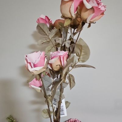 Sale Photo Thumbnail #826: Artificial Silk Rose Bouquet