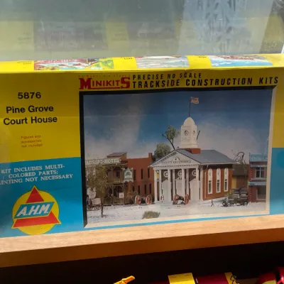 Sale Photo Thumbnail #679