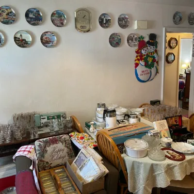 Estate sale photo