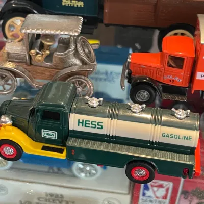 Sale Photo Thumbnail #651