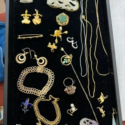 Sale Photo Thumbnail #3