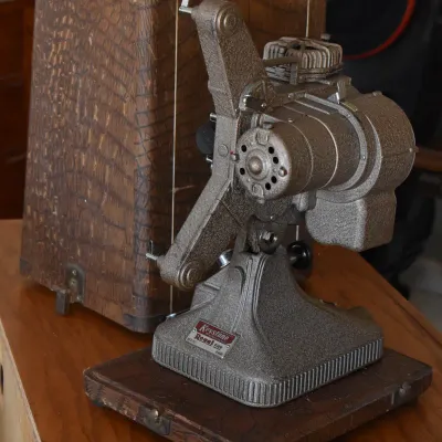 Reel to Reel '50's movie projector