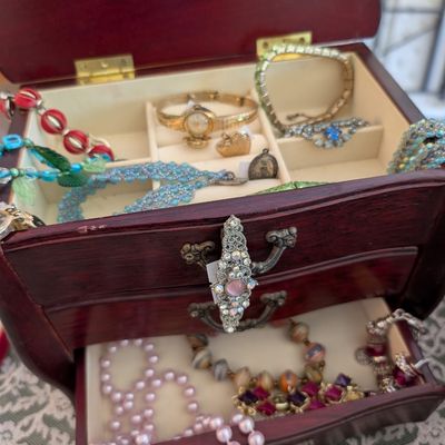 Sale Photo Thumbnail #31