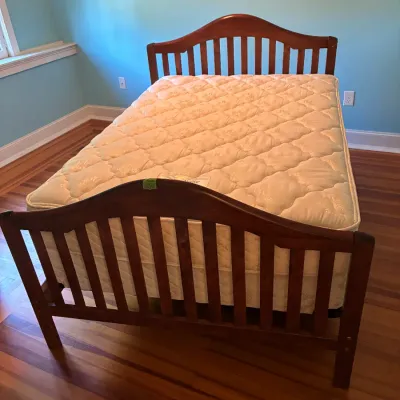 Sale Photo Thumbnail #8: Slat bed frame