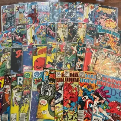Marvel & DC Comic Book Collection – Marvel Universe, Superman Daredevil Camelot And More Lot 15
