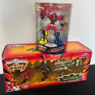 Power Rangers Jungle Fury – Micro Jungle Megazord Set & Retrofire Series Jungle Pride Megazord