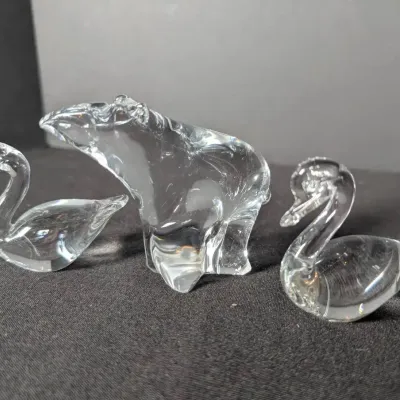Sale Photo Thumbnail #267: Three Clear Glass Animals | Polar Bear | 2 Swans