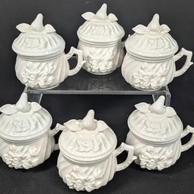 Sale Photo Thumbnail #270: Set of 6 White Ceramic Pots De Creme Lidded Custard Cups 