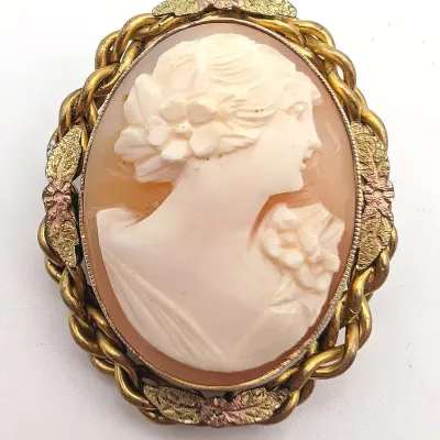 Sale Photo Thumbnail #22: Vintage LL Co Cameo Brooch