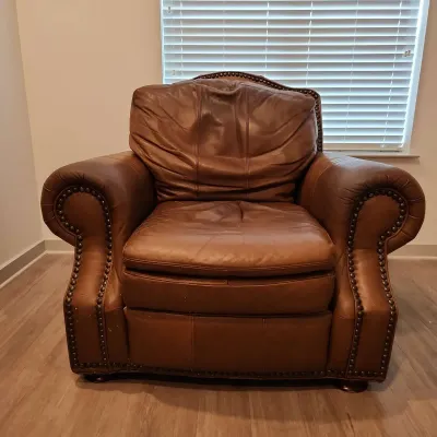 Drexel Heritage Leather Collection Chair And Ottoman