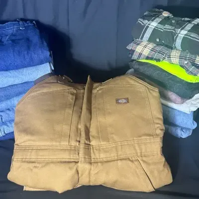Men’s Clothing- Wranger, Rustler, Dickies
