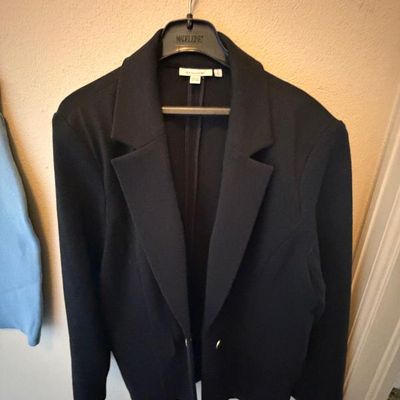 Sale Photo Thumbnail #175