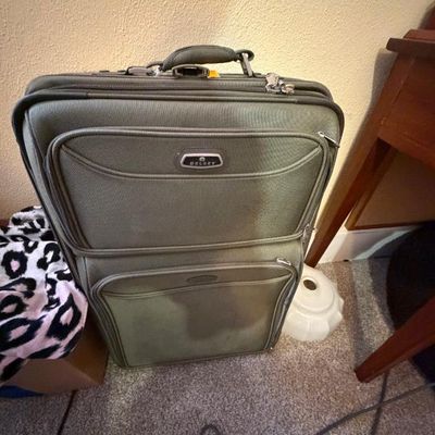 Sale Photo Thumbnail #123