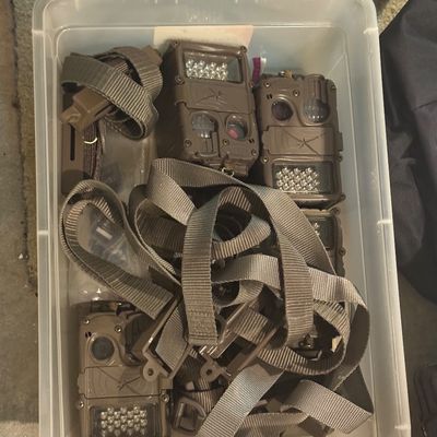 Sale Photo Thumbnail #48: Trail cameras 