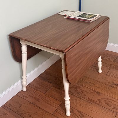 Sale Photo Thumbnail #30: Drop leaf table