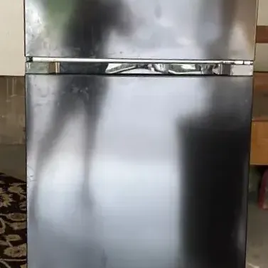 Frigidaire 16 cu.ft Refrigerator- **3 Months Old **