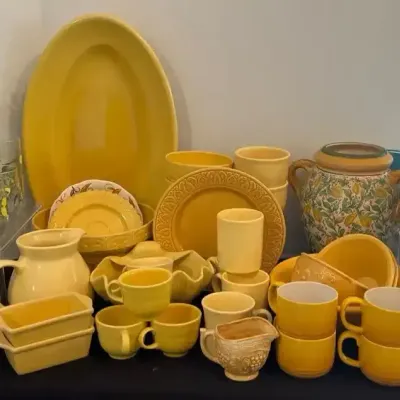 Lemon Yellow Dishes