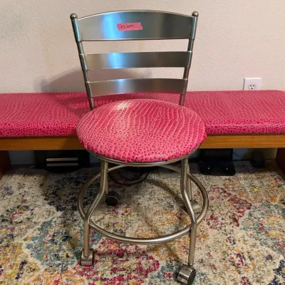 CI607 Pink Faux Gator Textured Chair & Matching Bench 