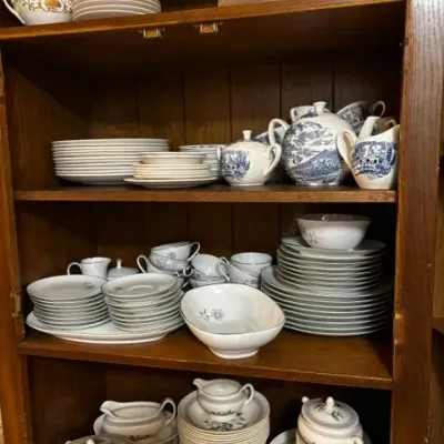 3 Sets of China
