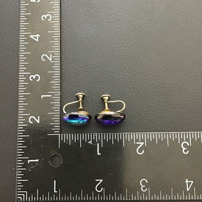 Vintage oval iridescent screw back earrings