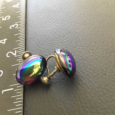 Vintage oval iridescent screw back earrings