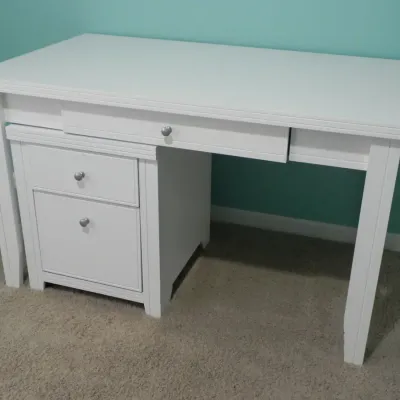 White Wood Desk with Separate File Cabinet