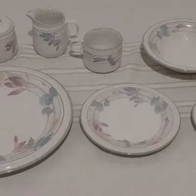 Studio Nova Tender Bloom Dining Set 