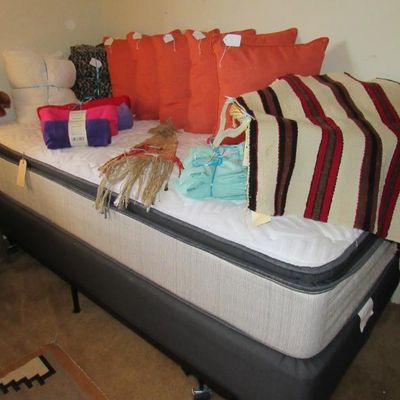 Sale Photo Thumbnail #54