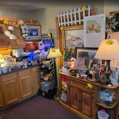 Sale Photo Thumbnail #30