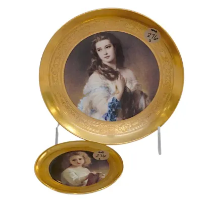 Sale Photo Thumbnail #324: PAIR OF INCISIONE ORO BAVARIAN PORCELAIN GOLD TRIM PLATES