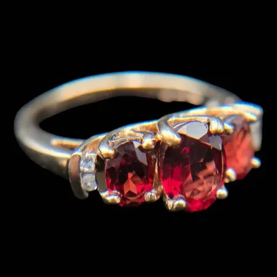 10K Yellow Gold Garnet & Diamond Ring NAGL #1230660