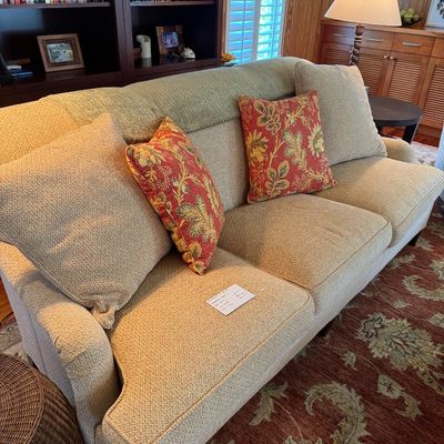 Sale Photo Thumbnail #147
