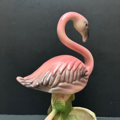 LOT 110: Vintage California Pottery Flamingo Planter/Vase