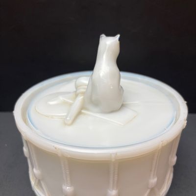 LOT 120: Portieux Vallerysthal Milk Glass Vintage Lidded Dish Cat on Drum